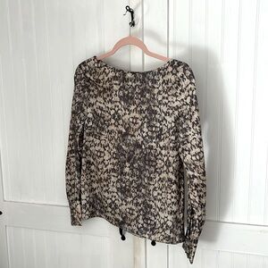 H&M long sleeve gray,brown/cream blouse W/gold button sleeve